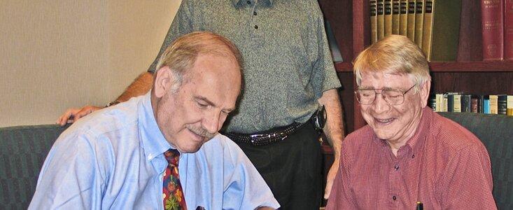 Signature of the contract for casting of the 8.4-meter primary mirror